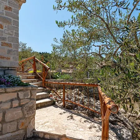 Amazing In Koricenica With House Sea View