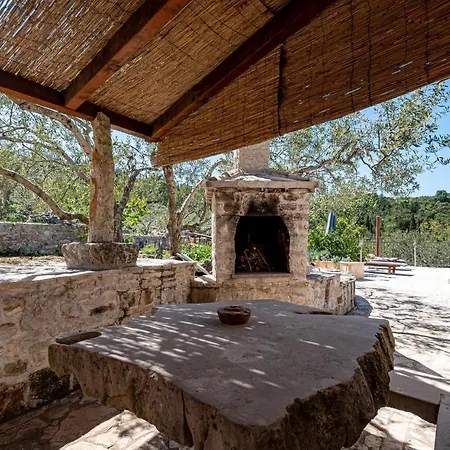 Amazing In Koricenica With House Sea View Feriehus