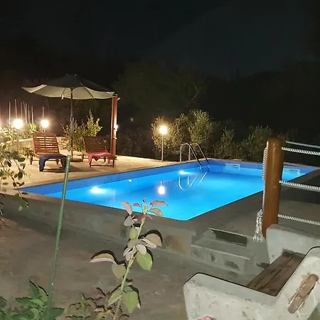 Amazing In Koricenica With House Sea View Feriehus